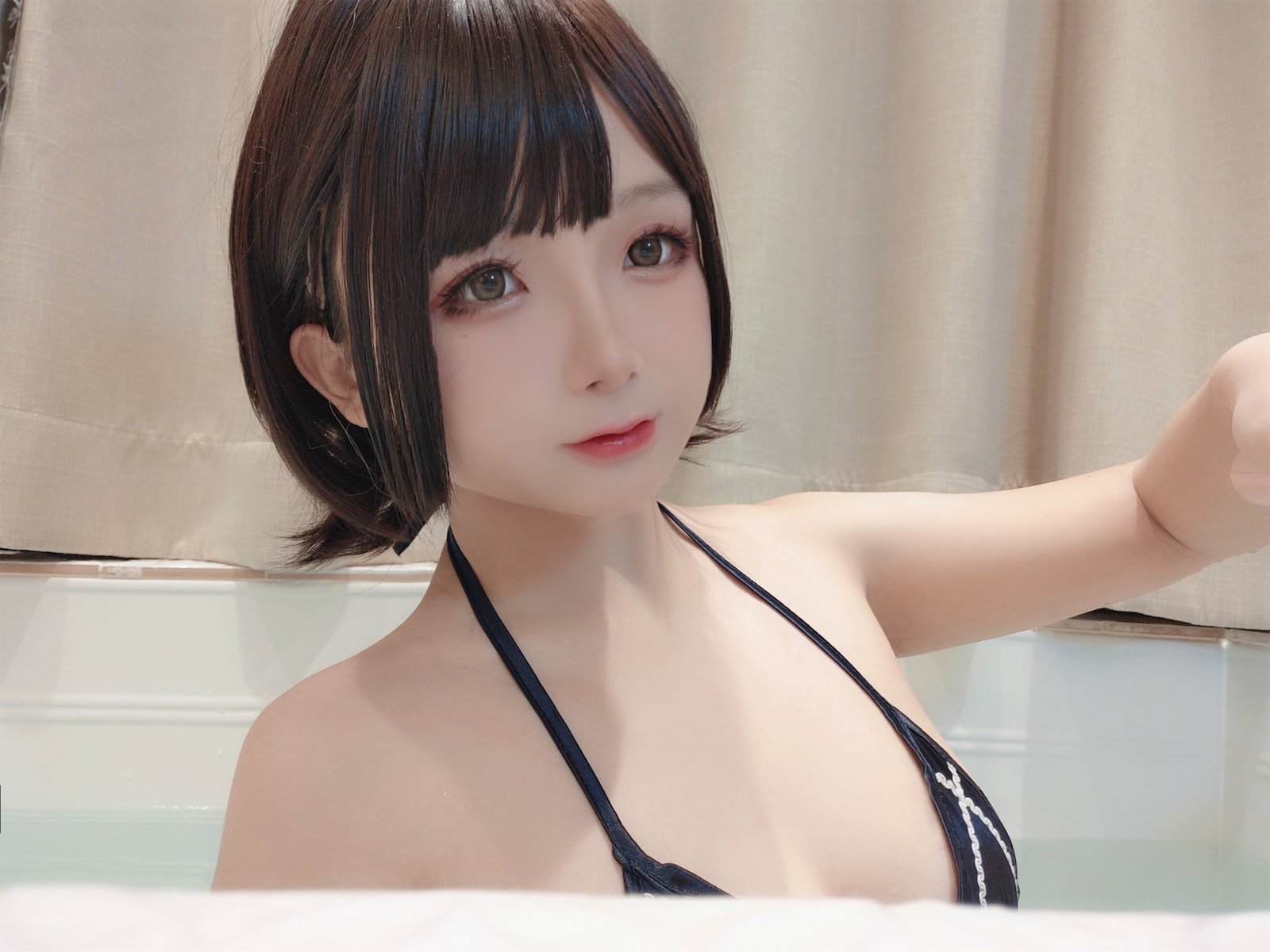 日奈娇 海军比基尼自拍