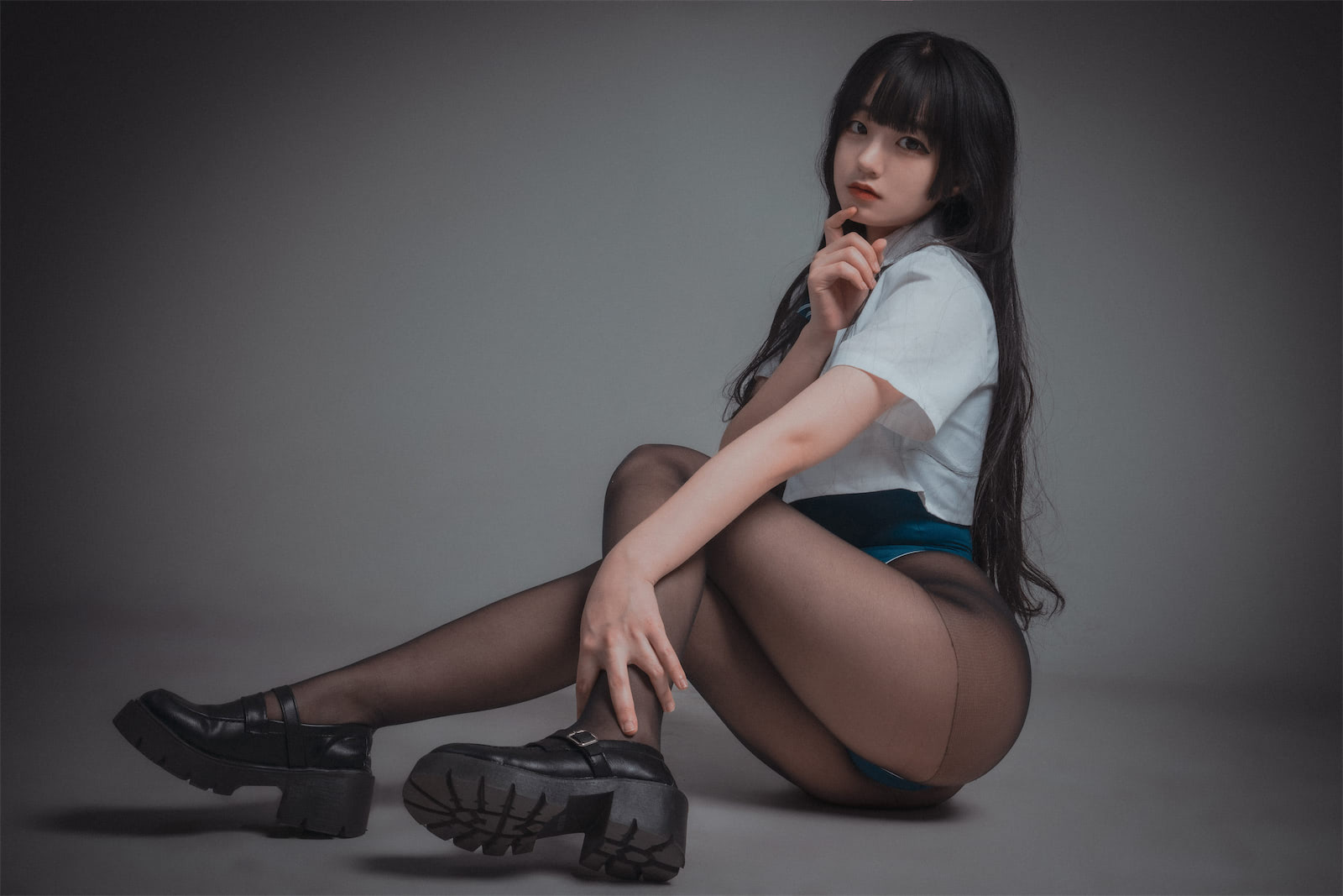 Jenny정제니 白衬衫JK死库水