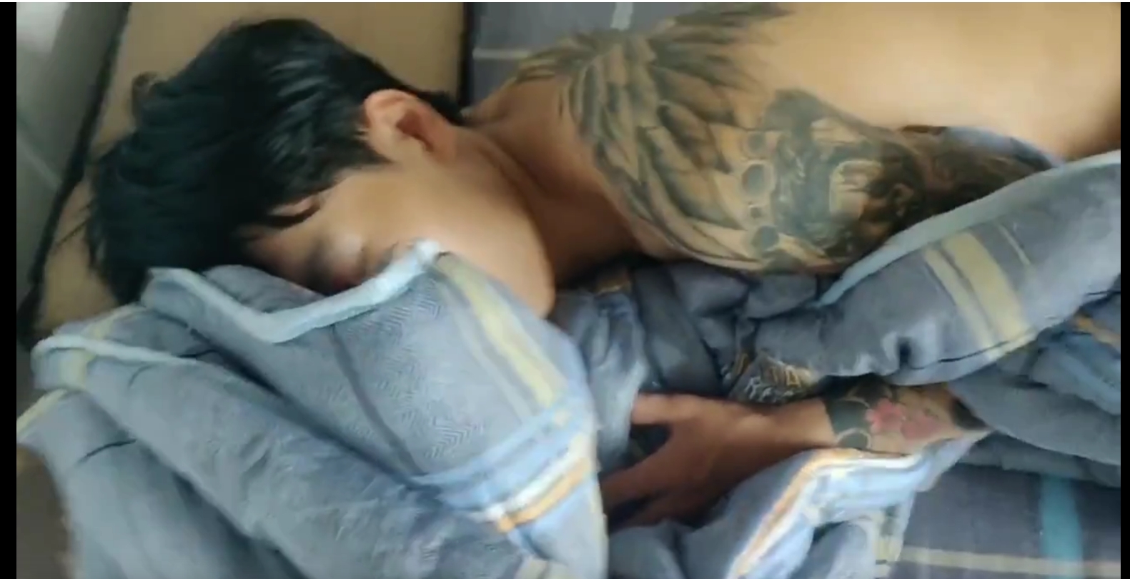 偷拍体育生宿舍2